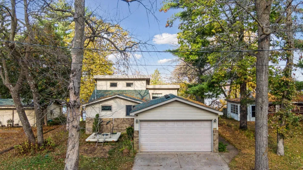 22702 E Martin Lake Drive NE Stacy, MN 55079