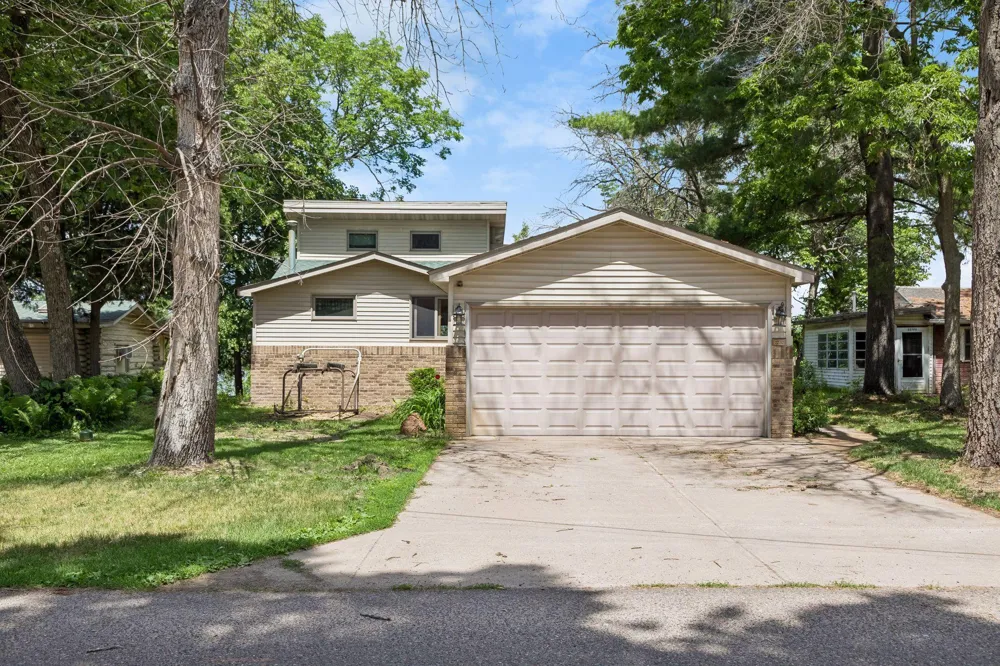 22702 E Martin Lake Drive NE Stacy, MN 55079