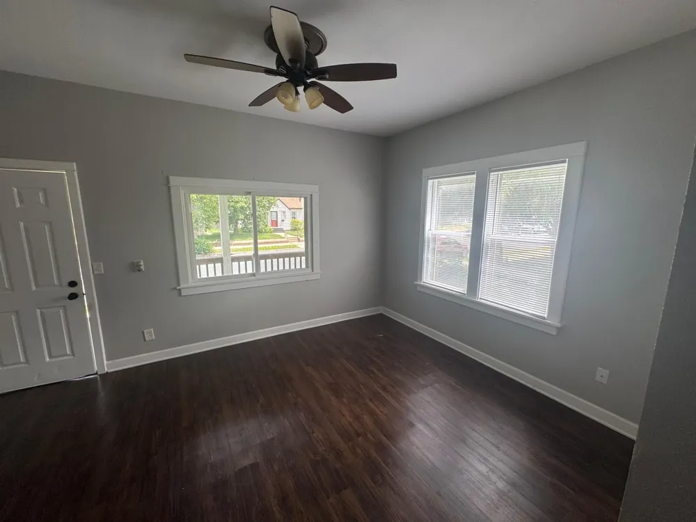 128 4th Avenue S South Saint Paul, MN 55075