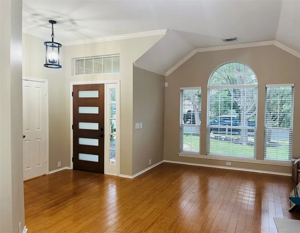 5405 Apache Creek Cove Austin, TX 78735