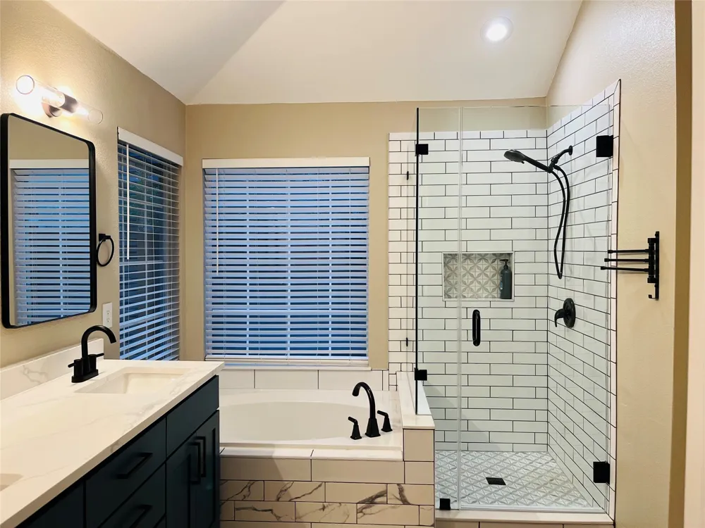 5405 Apache Creek Cove Austin, TX 78735