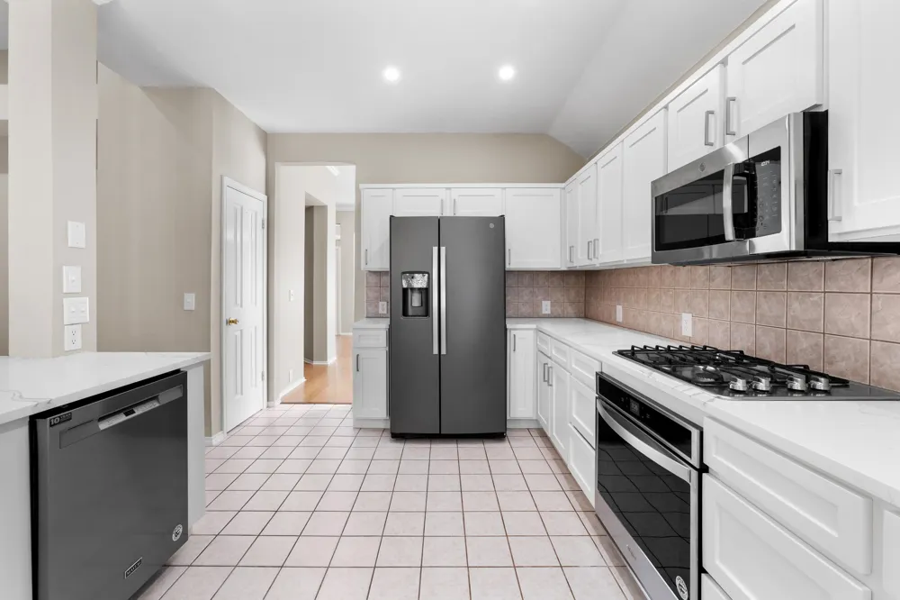 5405 Apache Creek Cove Austin, TX 78735