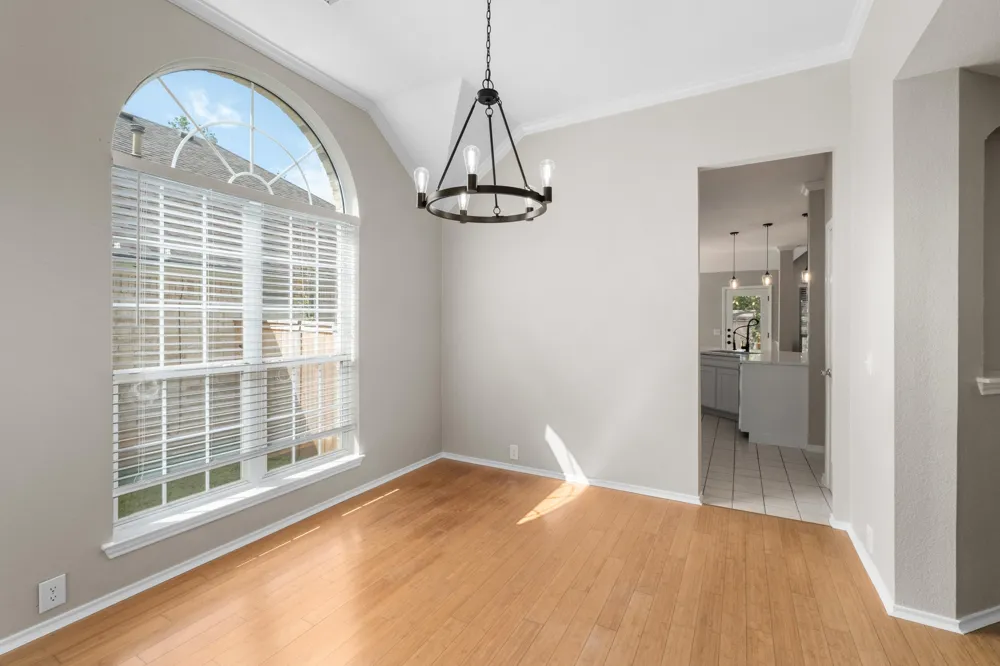5405 Apache Creek Cove Austin, TX 78735
