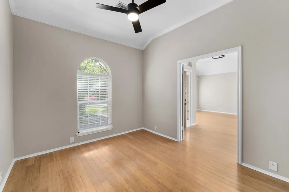 5405 Apache Creek Cove Austin, TX 78735