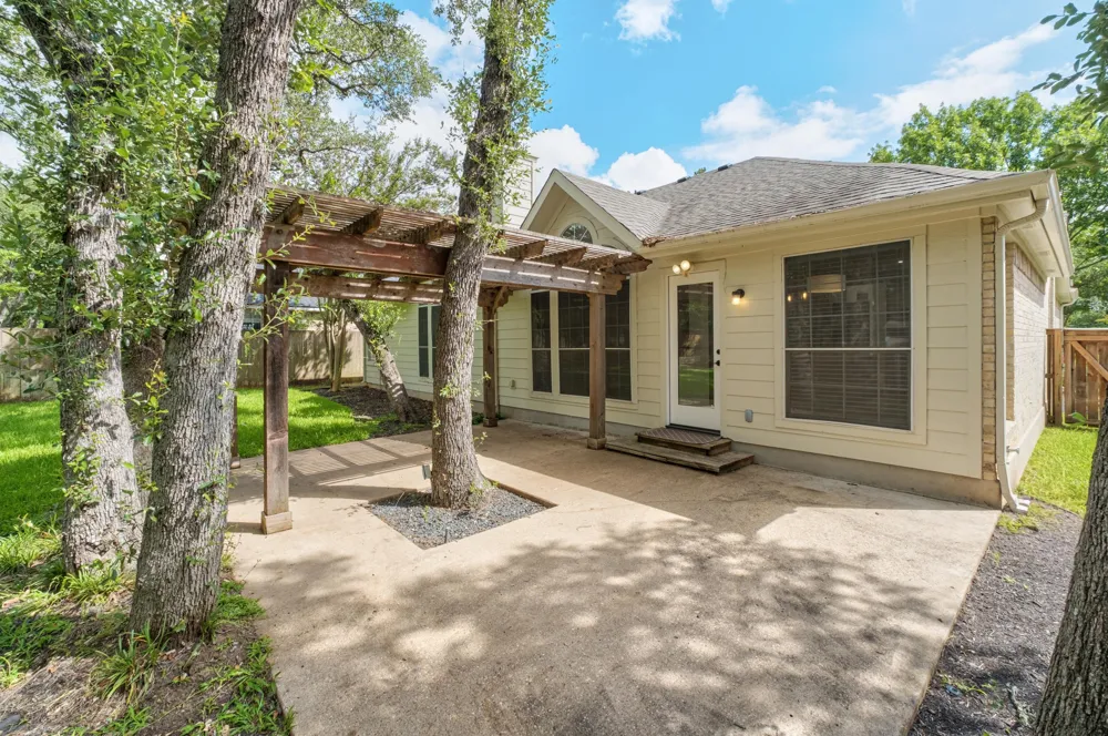 5405 Apache Creek Cove Austin, TX 78735