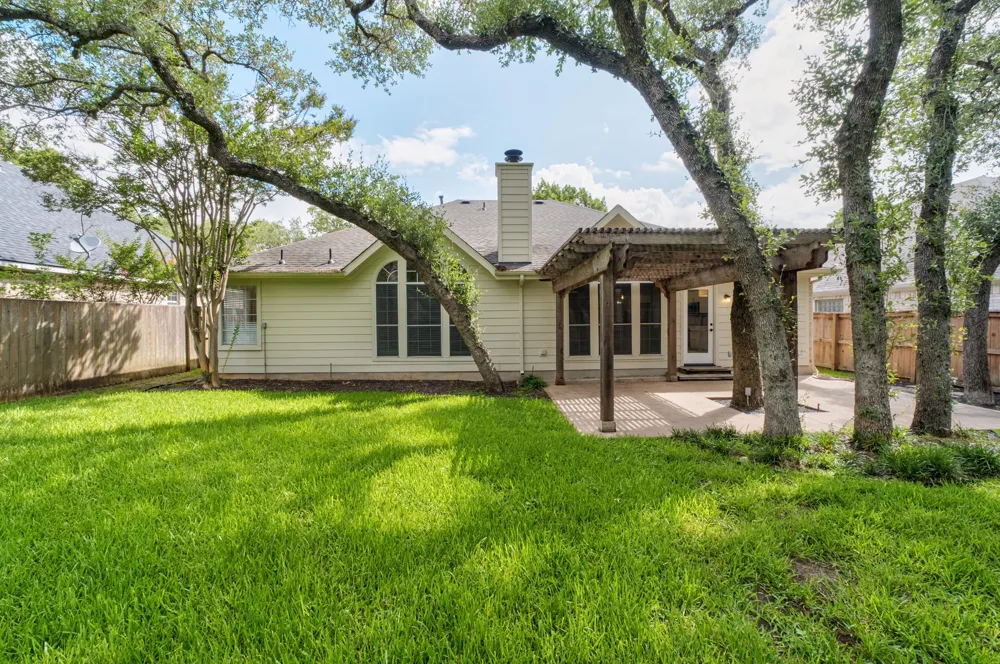 5405 Apache Creek Cove Austin, TX 78735