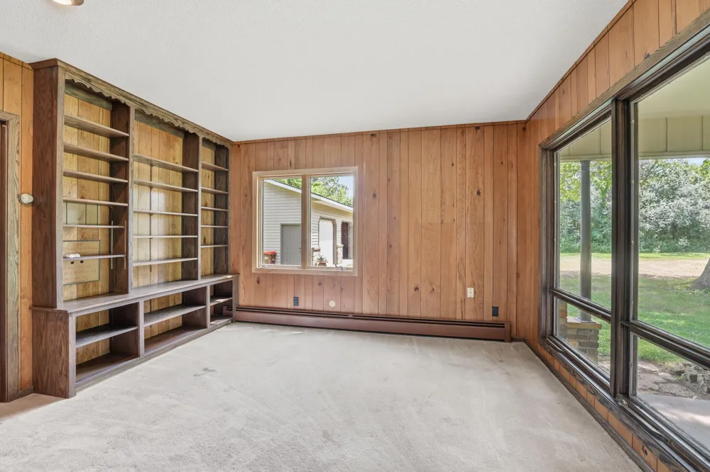 10023 Grey Cloud Island Drive S Saint Paul Park, MN 55071