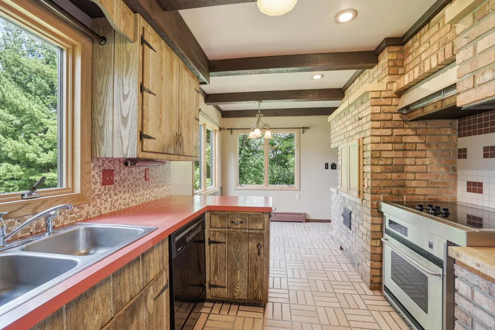 10023 Grey Cloud Island Drive S Saint Paul Park, MN 55071