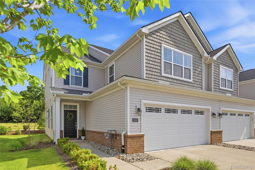 2401 Salt Springs Drive Saline Township, MI 48176