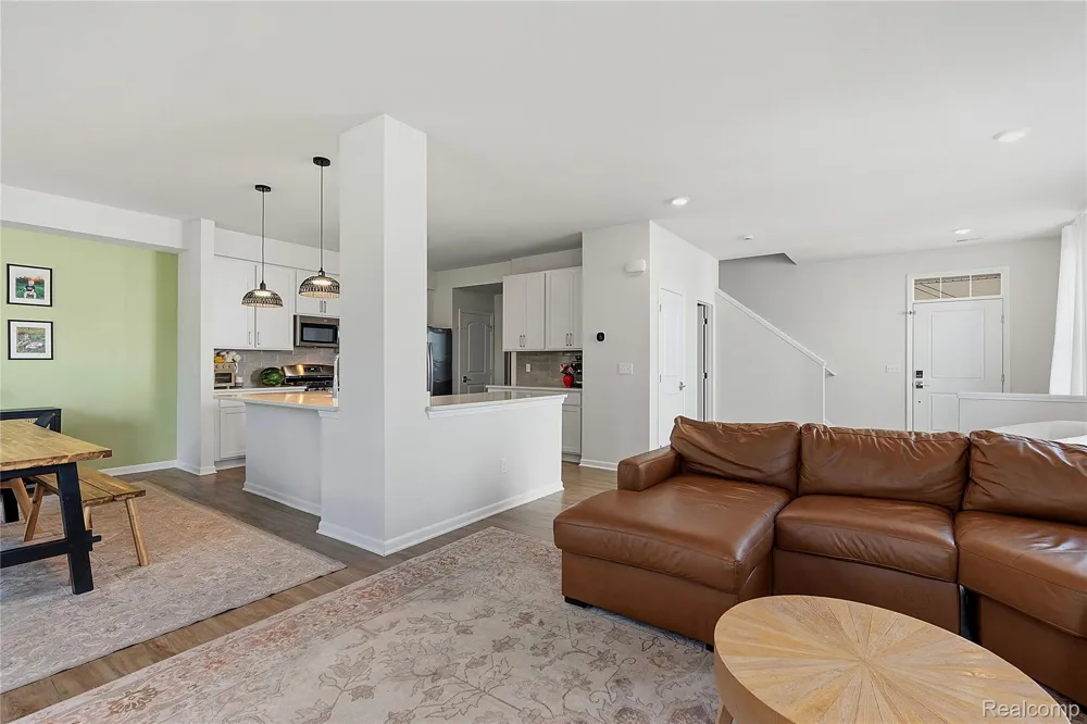 2401 Salt Springs Drive Saline Township, MI 48176