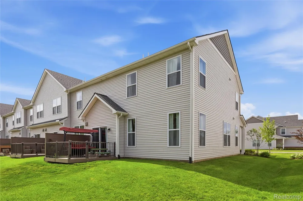 2401 Salt Springs Drive Saline Township, MI 48176