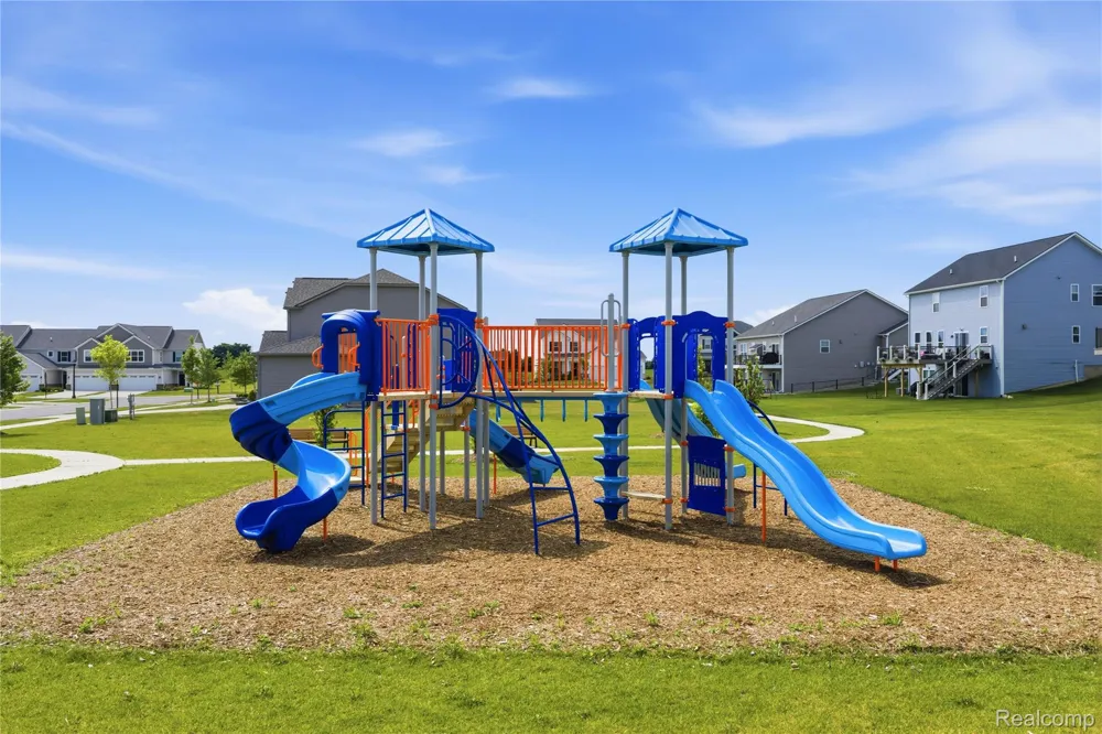 2401 Salt Springs Drive Saline Township, MI 48176