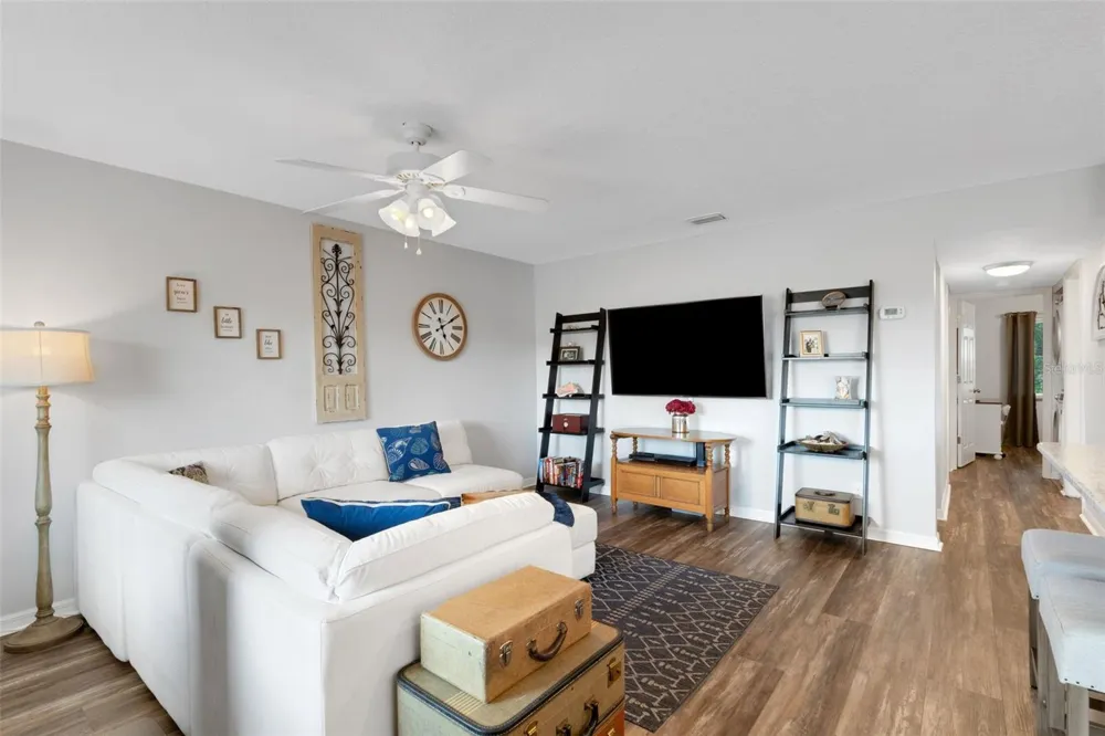 8039 GARDEN DRIVE #109 Seminole, FL 33777