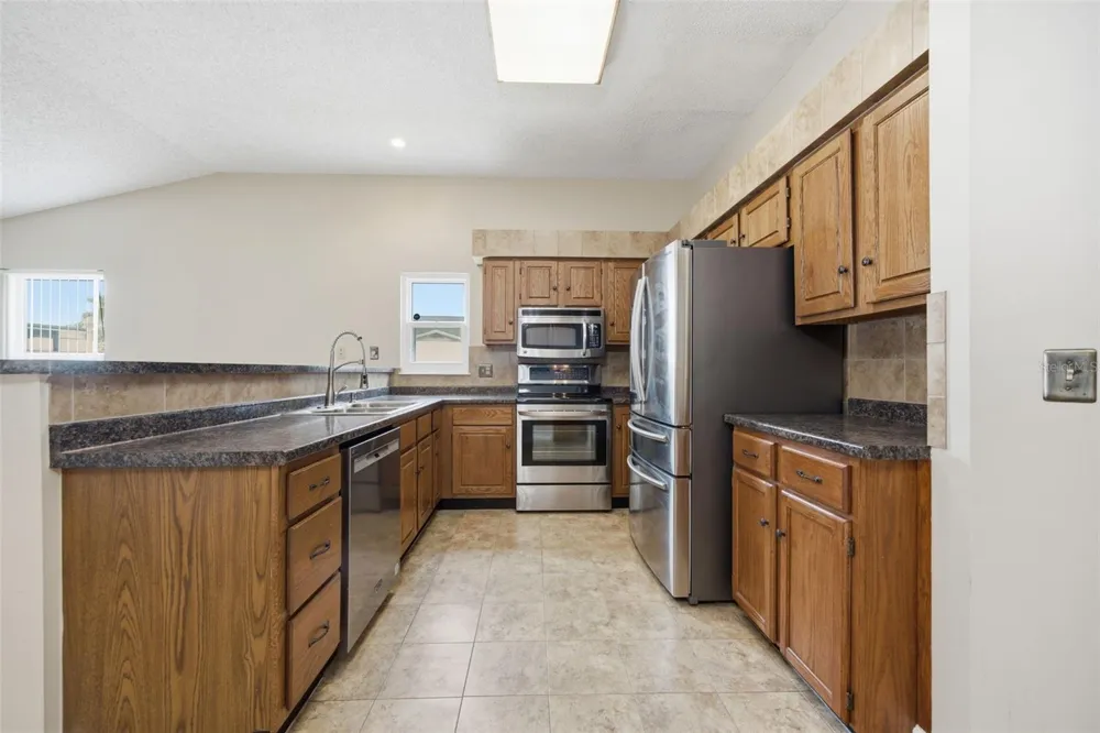 2023 DARLINGTON OAK DRIVE Seffner, FL 33584
