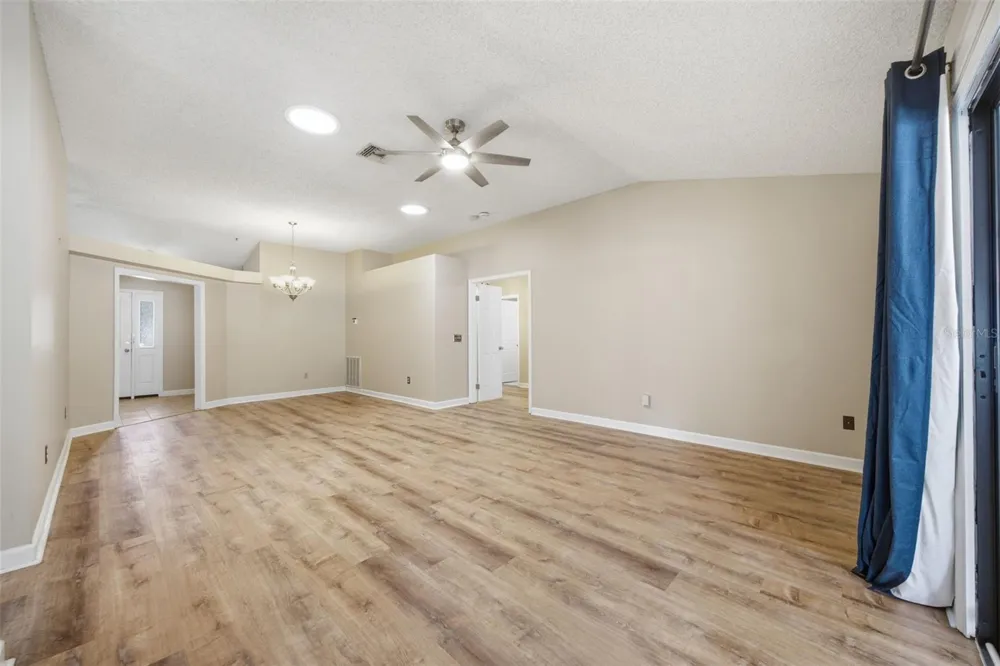 2023 DARLINGTON OAK DRIVE Seffner, FL 33584