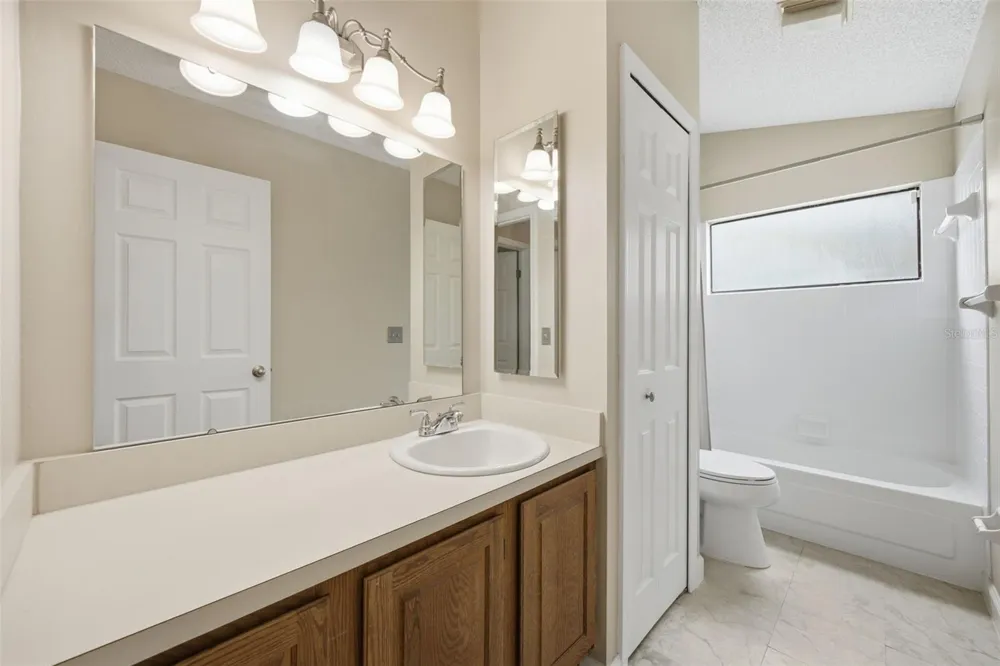 2023 DARLINGTON OAK DRIVE Seffner, FL 33584