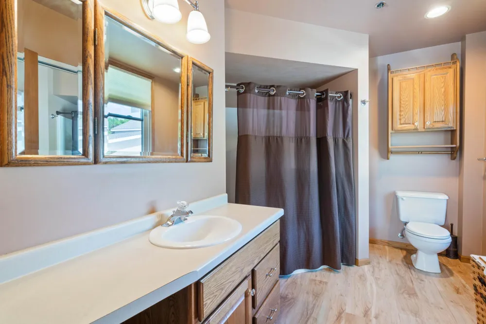 9900 Hudson Boulevard #200 Duluth, MN 55808