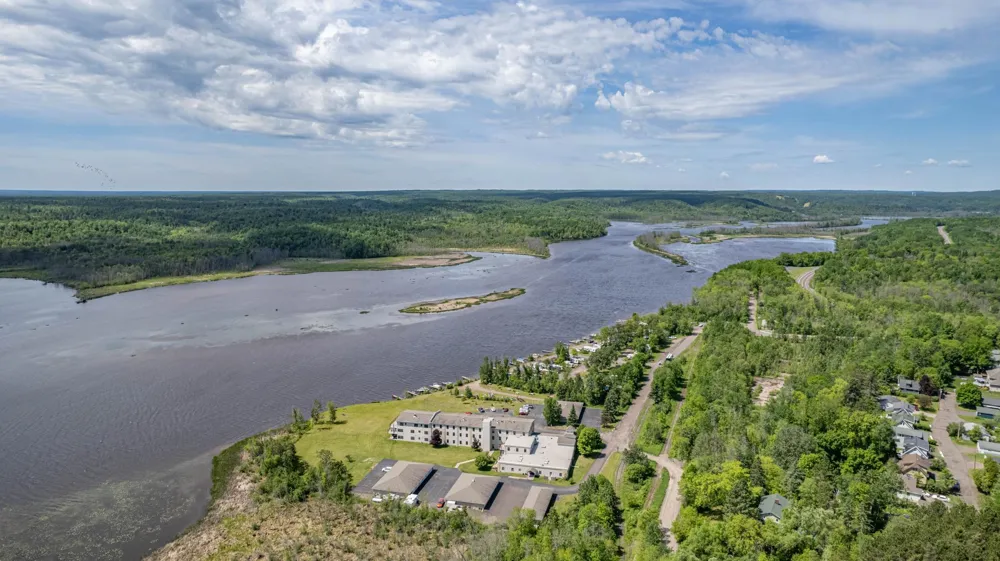 9900 Hudson Boulevard #200 Duluth, MN 55808
