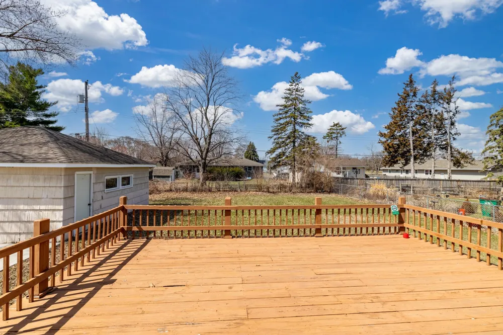 6925 Halifax Avenue Brooklyn Center, MN 55429