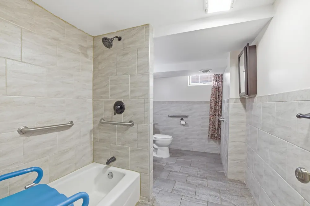 6925 Halifax Avenue Brooklyn Center, MN 55429