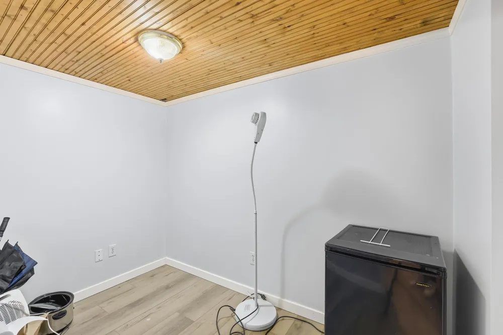 6925 Halifax Avenue Brooklyn Center, MN 55429