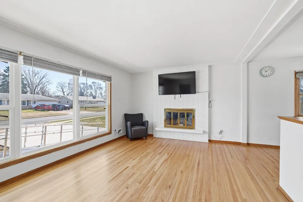 6925 Halifax Avenue Brooklyn Center, MN 55429