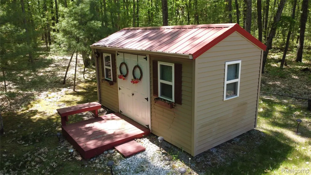 416 Crystal Lane Beaver Creek Township, MI 48653