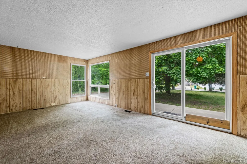 19227 Gudith Road Brownstown Charter Township, MI 48183