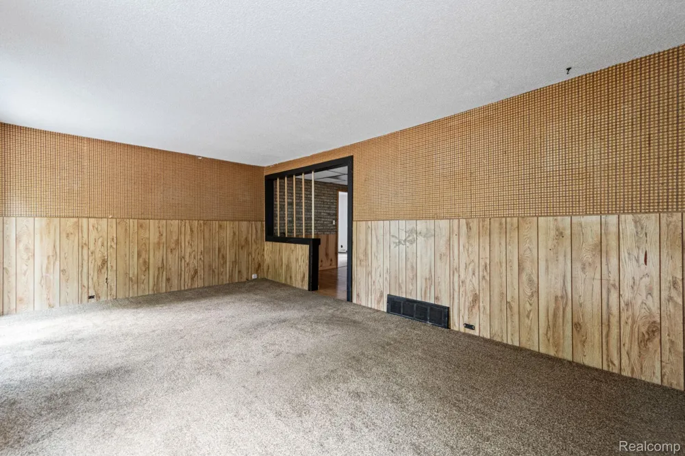 19227 Gudith Road Brownstown Charter Township, MI 48183