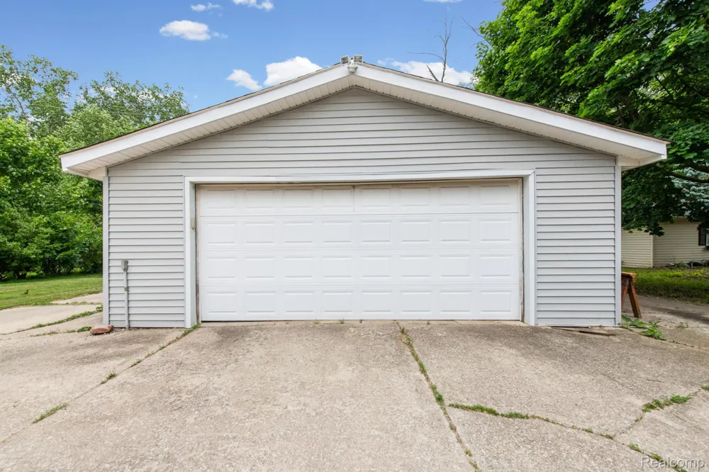 19227 Gudith Road Brownstown Charter Township, MI 48183