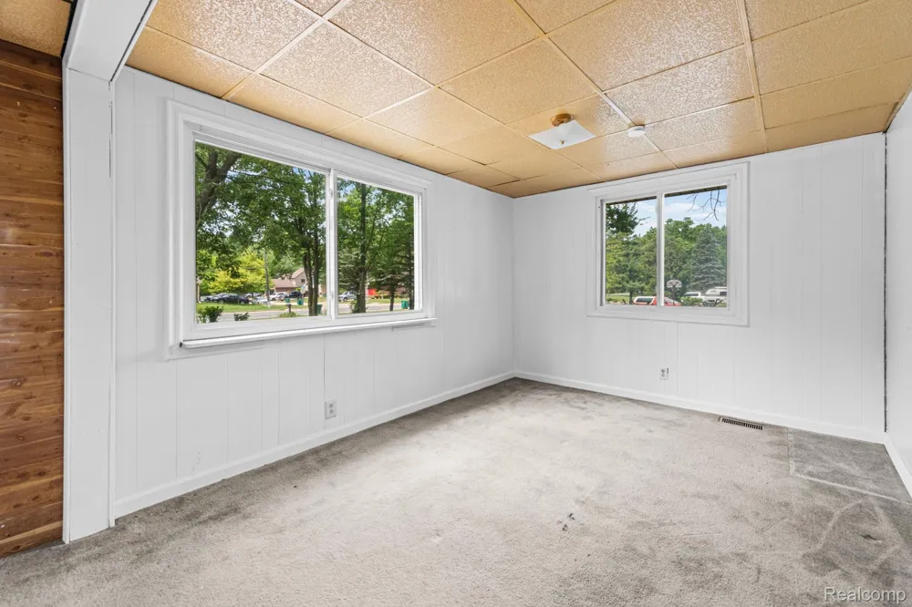19227 Gudith Road Brownstown Charter Township, MI 48183