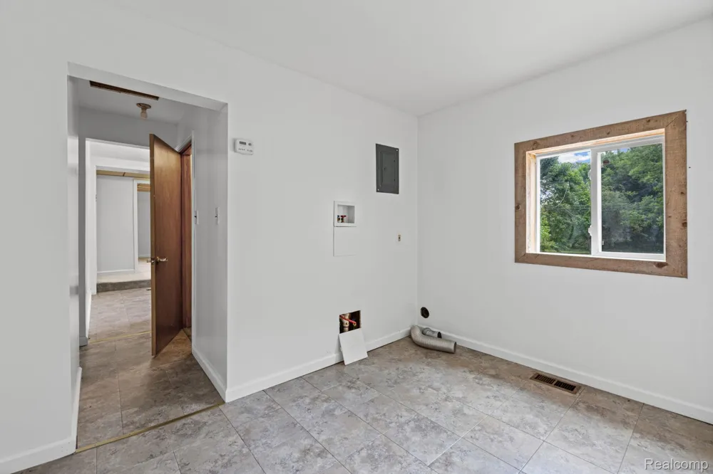 19227 Gudith Road Brownstown Charter Township, MI 48183