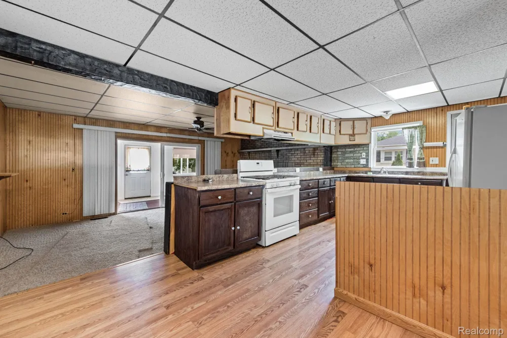 19227 Gudith Road Brownstown Charter Township, MI 48183