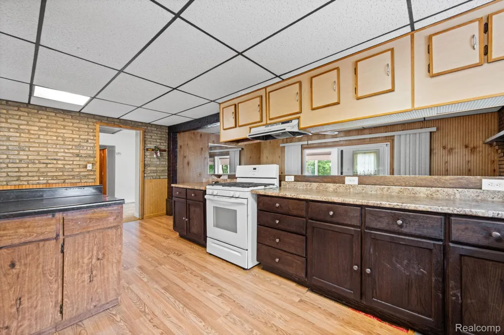 19227 Gudith Road Brownstown Charter Township, MI 48183