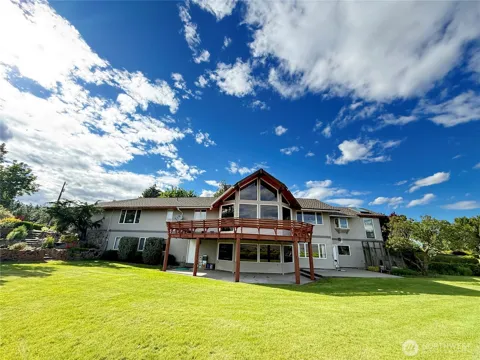 24 Valley View Drive