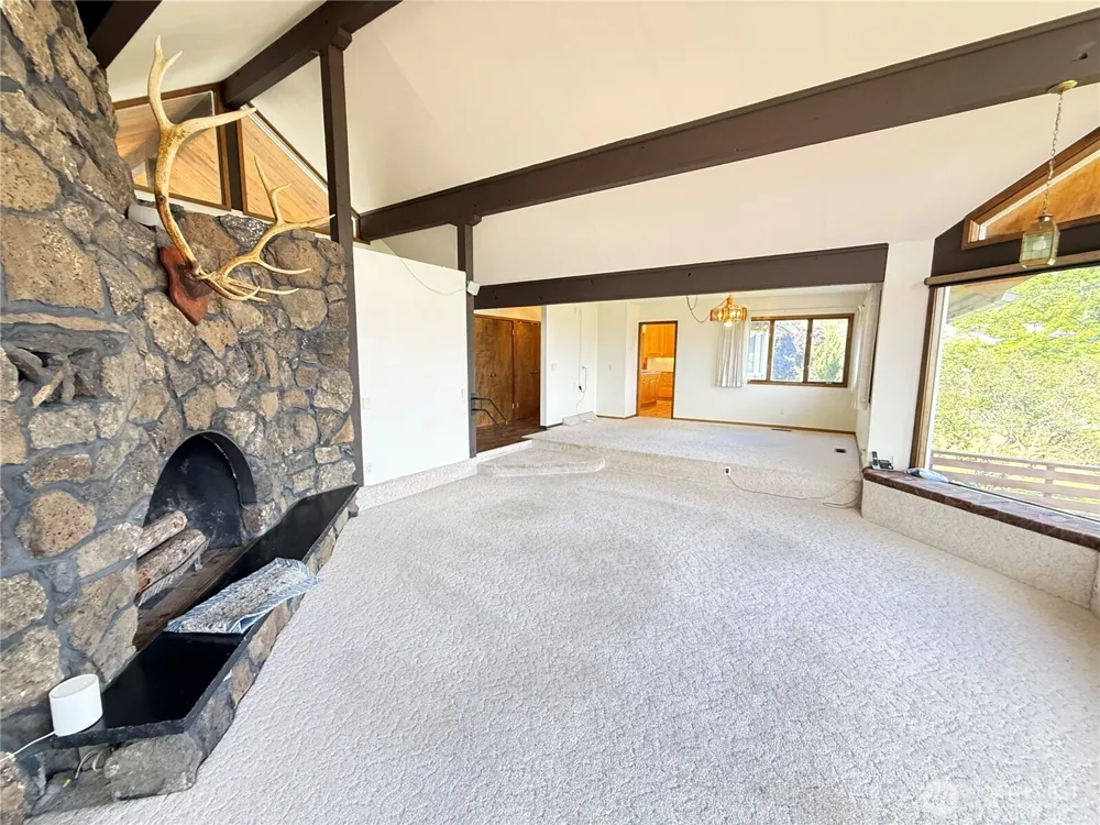 24 Valley View Drive Omak, WA 98841