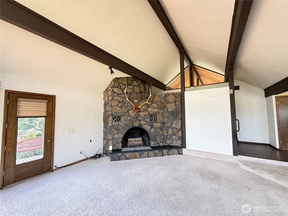 24 Valley View Drive Omak, WA 98841