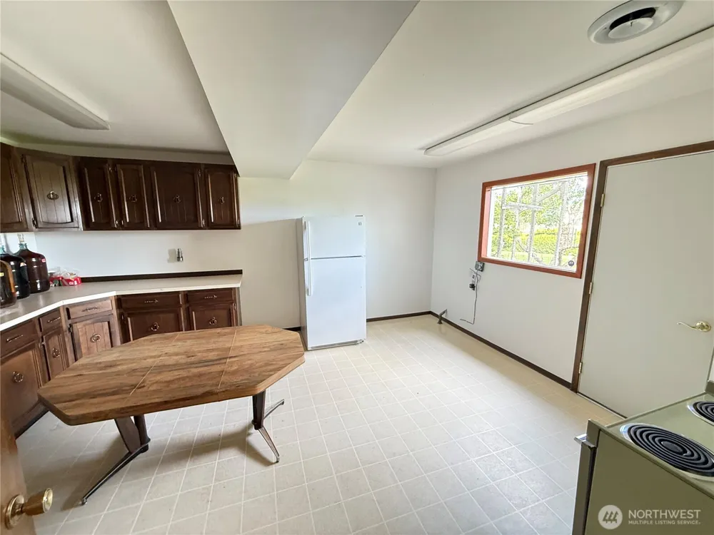 24 Valley View Drive Omak, WA 98841