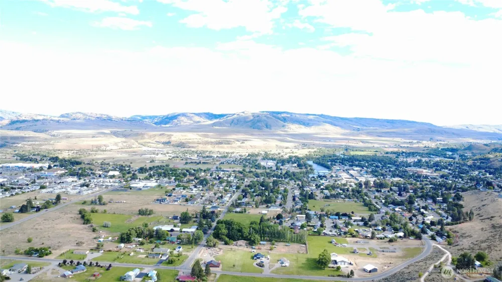 24 Valley View Drive Omak, WA 98841