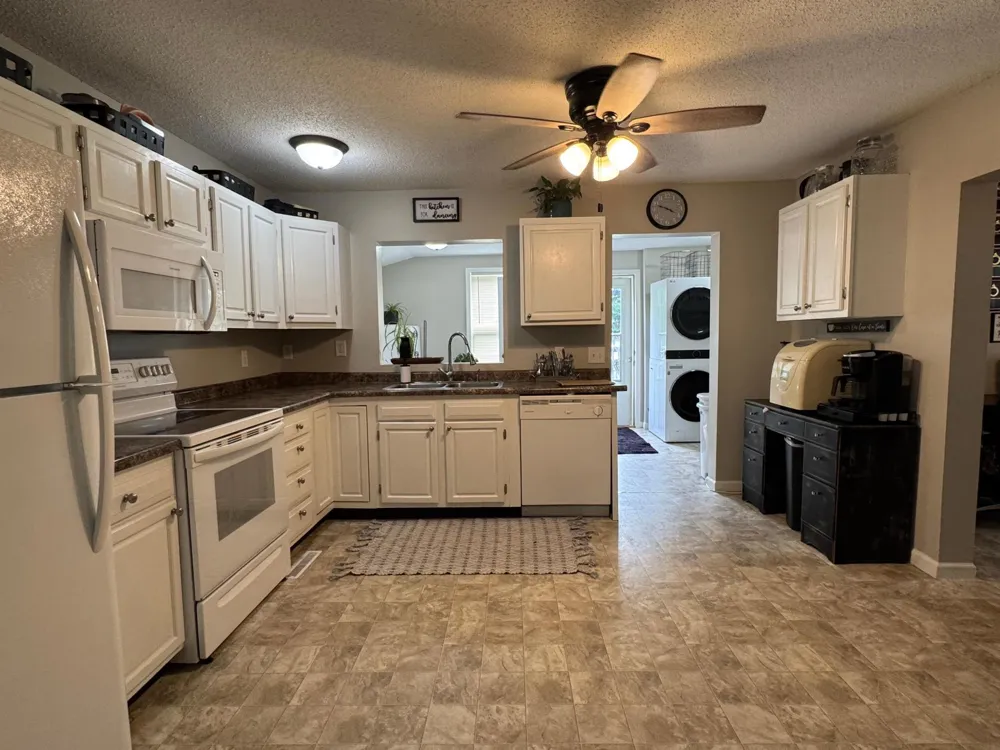 404 Elk Street NW Warroad, MN 56763