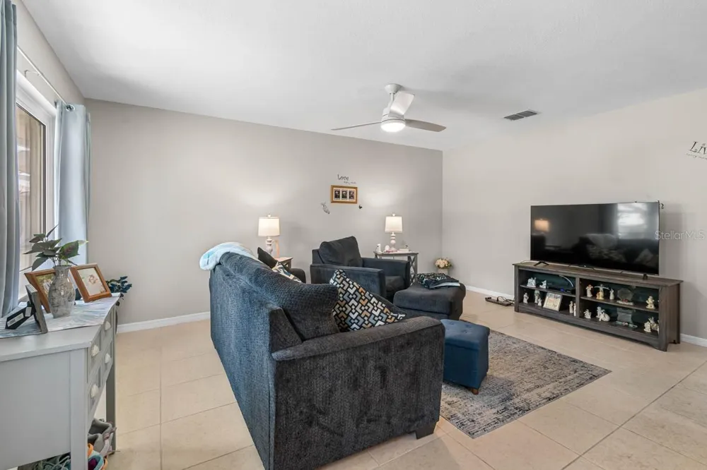 1906 CANTERBURY LANE #26 Sun City Center, FL 33573
