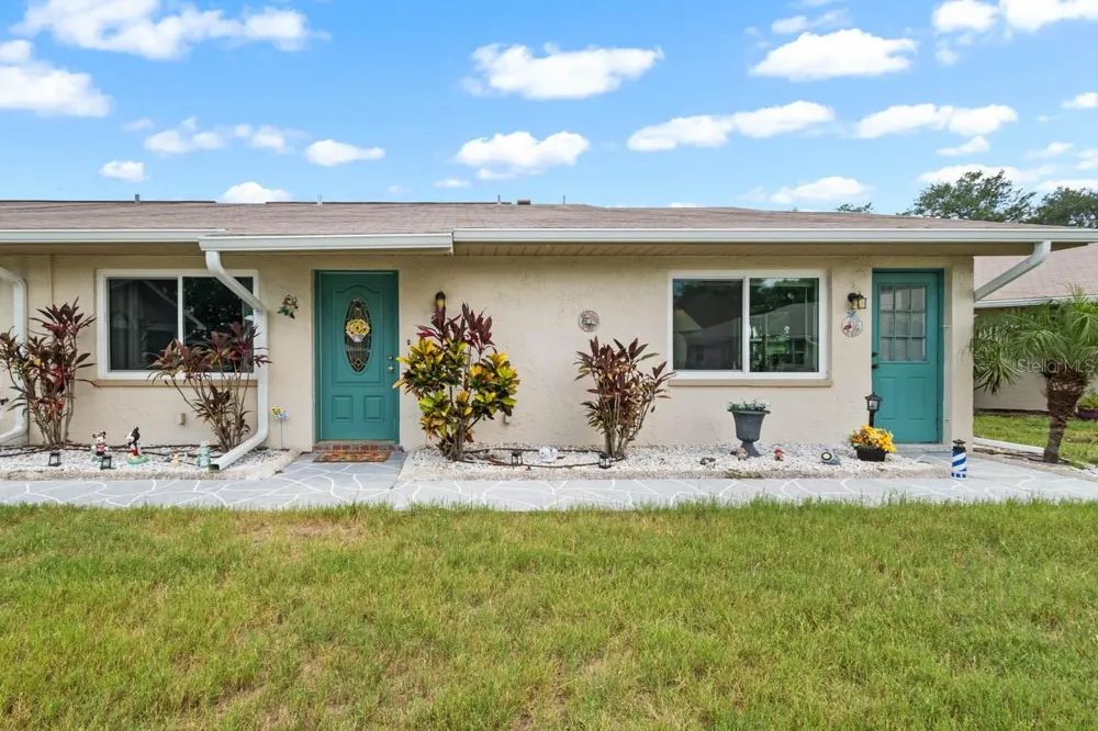 1906 CANTERBURY LANE #26 Sun City Center, FL 33573
