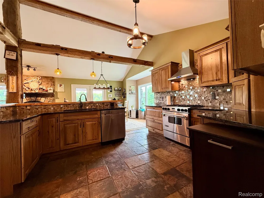 2543 Greenwood Road Lapeer Township, MI 48446
