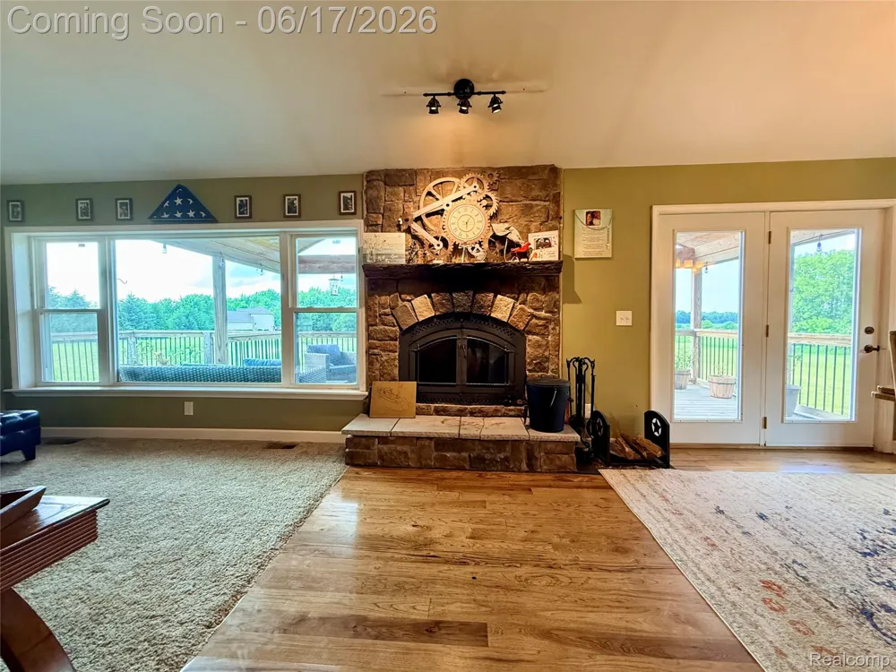 2543 Greenwood Road Lapeer Township, MI 48446
