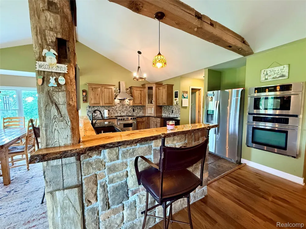 2543 Greenwood Road Lapeer Township, MI 48446