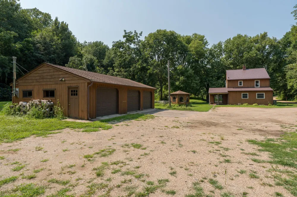 775 Ottawa Road Le Sueur, MN 56058