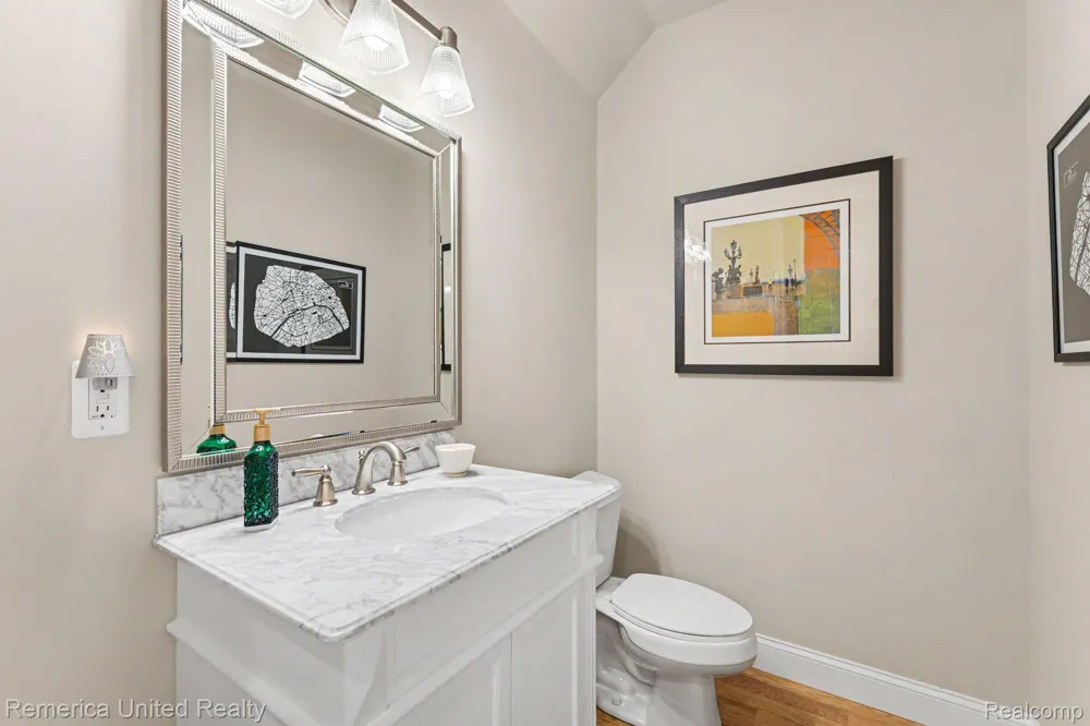 307 River Wood Trail #2 Milford Village, MI 48381