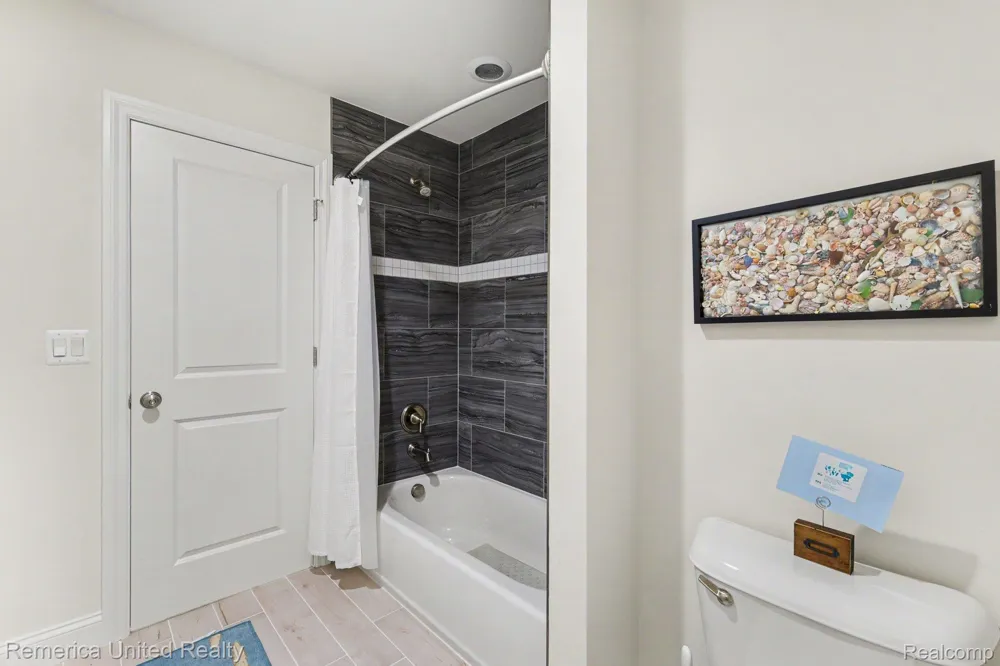 307 River Wood Trail #2 Milford Village, MI 48381