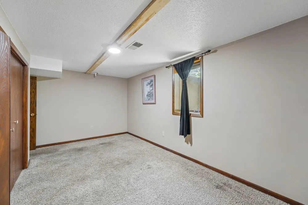 118 4th Avenue NE Lonsdale, MN 55046