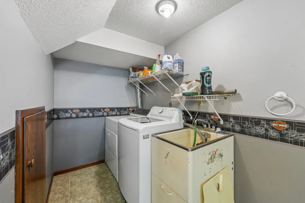 118 4th Avenue NE Lonsdale, MN 55046